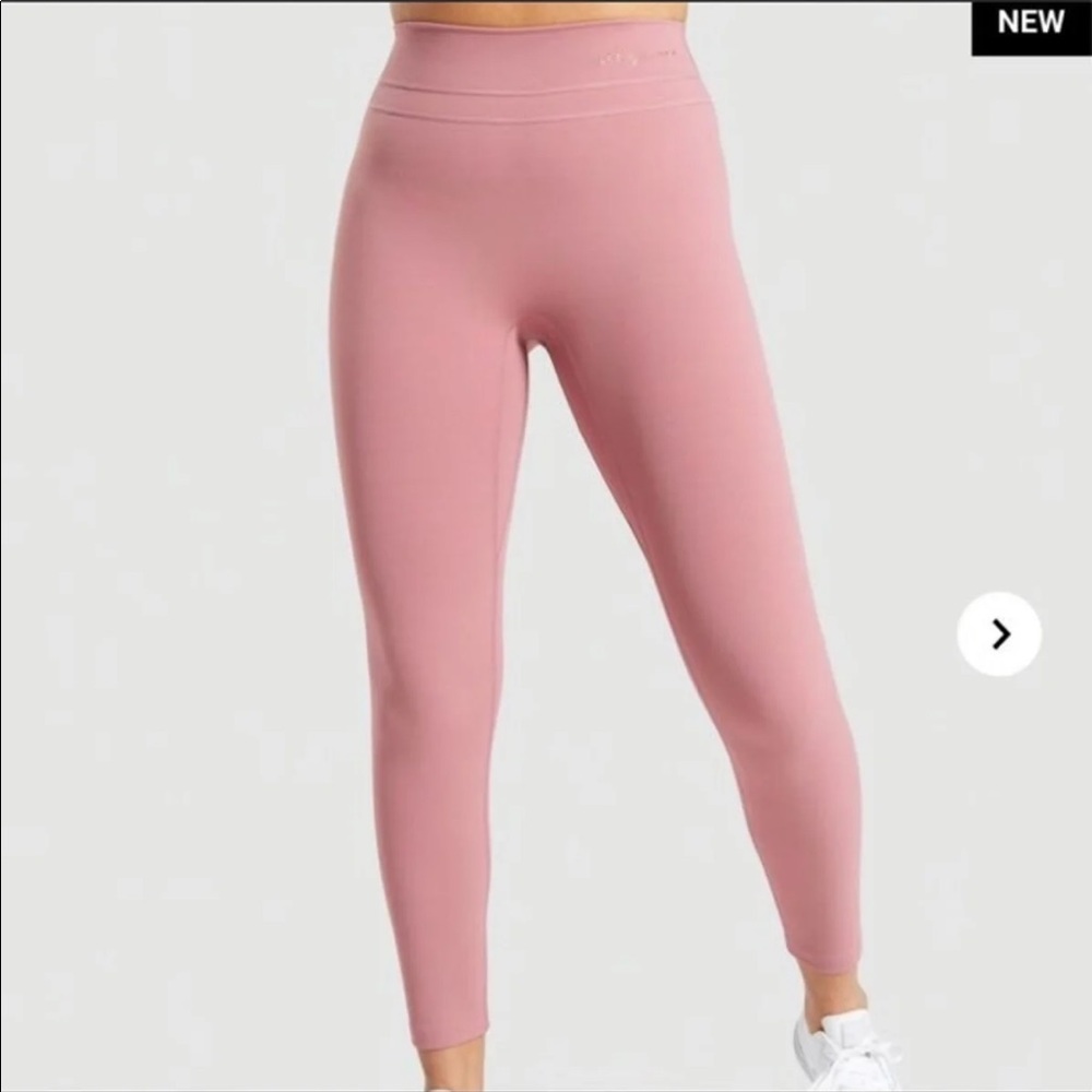 GYMSHARK x Whitney Simmons leggings